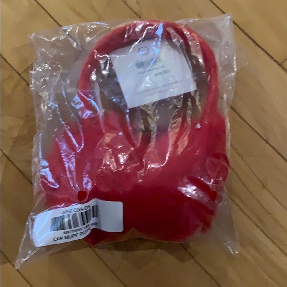 3 for $20-New Hanna Andersson red earmuffs 1-size - Picture 6 of 6